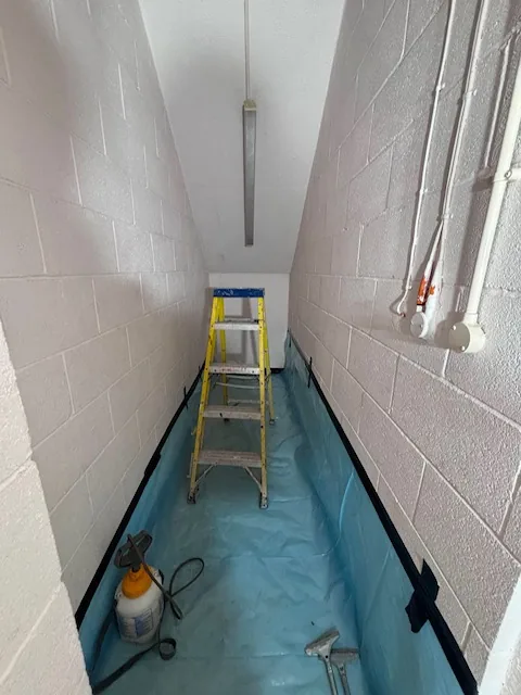 HSE-licensed asbestos gasket strip-out in W9